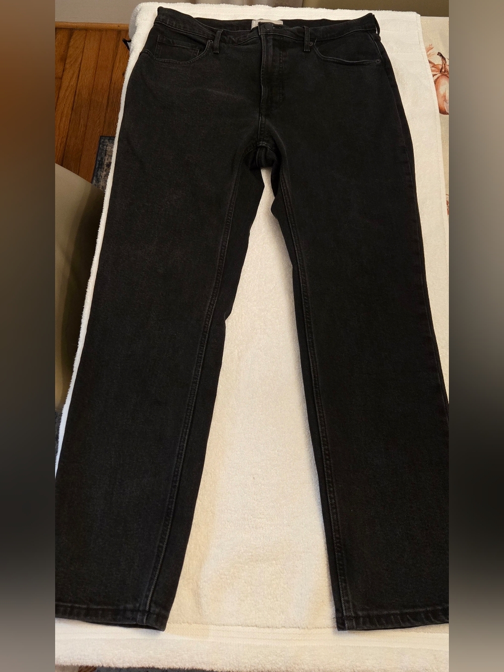 Everlane Organic Cotton Original Cheeky Jean Black Straight Leg Jeans 31 Reg